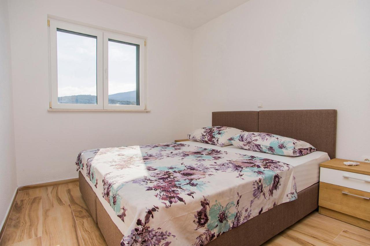 Villa Katarina 斯瑞瑟尔 外观 照片